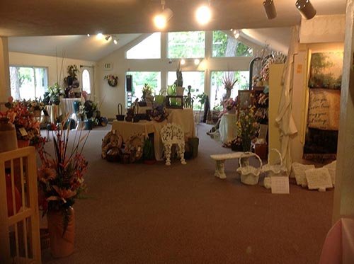 Display Area - REAL ESTATE AUCTION, Crossroads Flowers